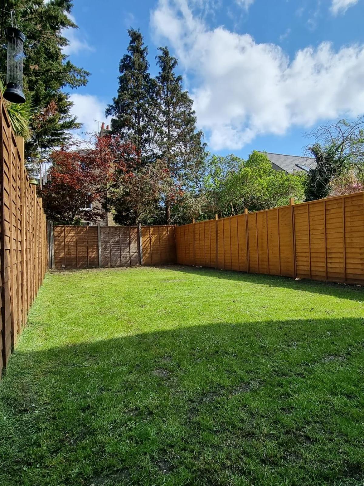 Beautiful Double Room In Acton, West Лондон Екстериор снимка